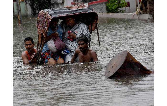 सुशील मोदी रामकृपाल यादव बिहार में बाढ़ Bihar बाढ़ flood पटना Patna नीतीश कुमार