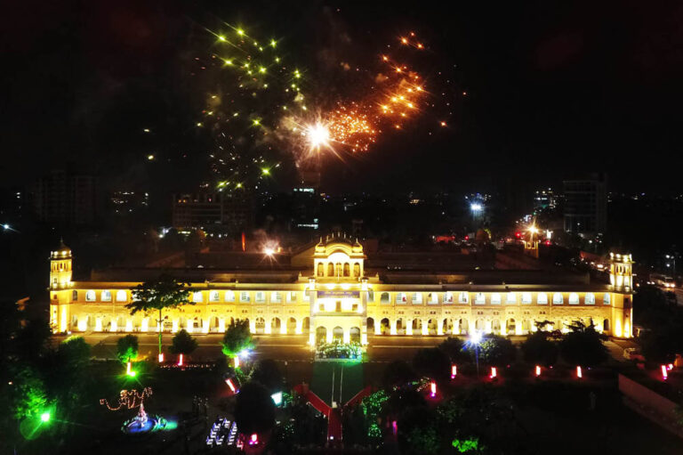 Sparkling Pink City celebrates Independence Day