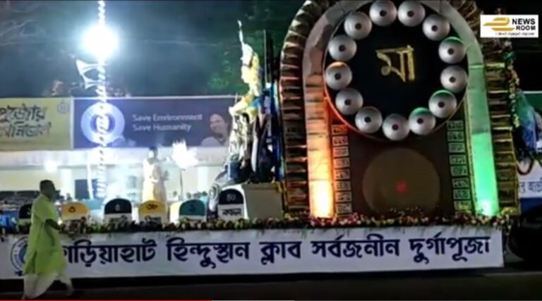 Mamata makes a point with Durga puja carnival