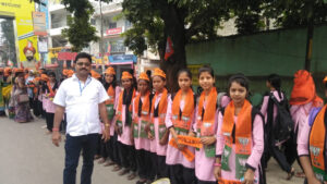 bjp and students Chief Minister Raghubar Das symbol Ranchi Giridih children school jharkhand party flags