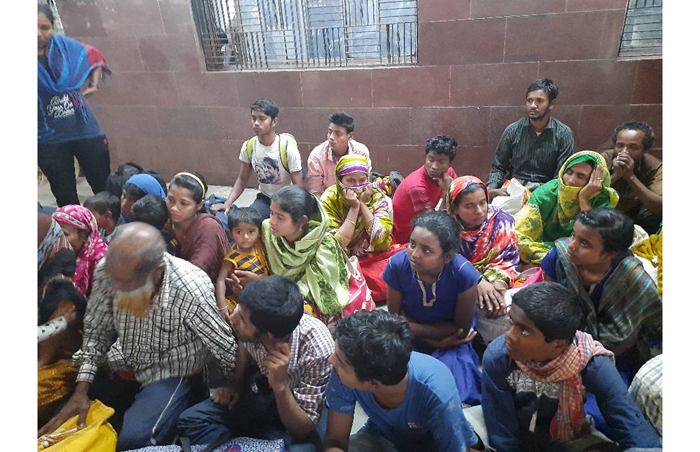 deportation of suspected Bangladeshi illegal immigrants Karnataka Bangladesh Kolkata migrants