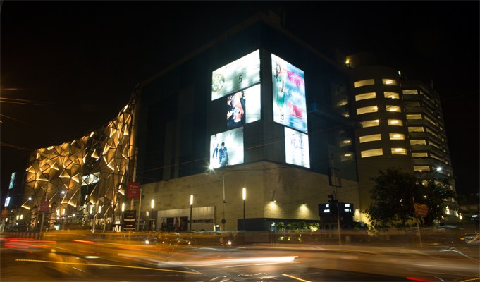 Quest Mall medical emergency health kolkata samsonite india