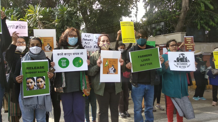 war against farmers protest modi govt delhi citizen march journalists