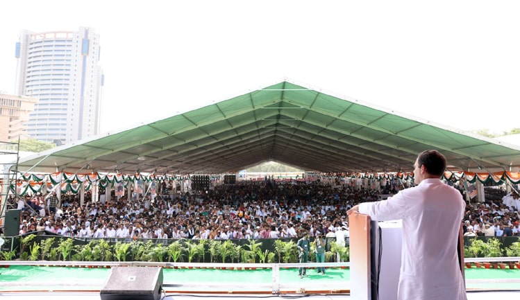 गोदी मीडिया राहुल गांधी काँग्रेस बीजेपी पत्रकार