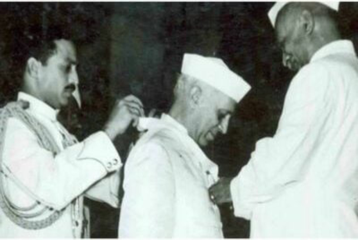 जवाहरलाल नेहरू व भारत रत्न