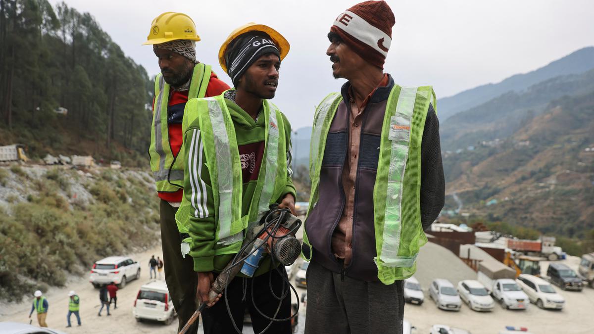 silkyara tunnel rescue uttarakhand uttarkashi himalayas