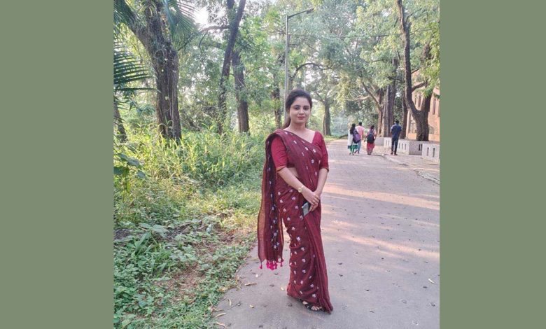 bangla speakers nilufa yasmin bengali scholar topper ugc net jrf