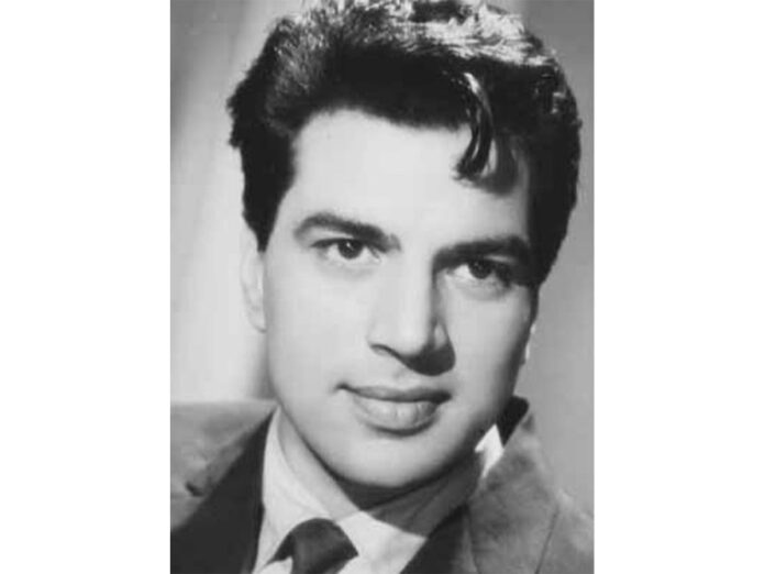 Dharmendra-bollywood-actor-film-star bollywood actor dharmendra film star people hero