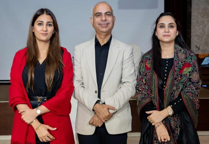 author-journalist-Rasheed-Kidwai-dubai author journalist rasheed kidwai bollywood star power in indian politics