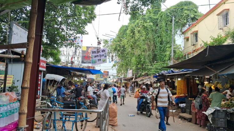 west bengal hawker evictions livelihood crisis konnagar railway station market